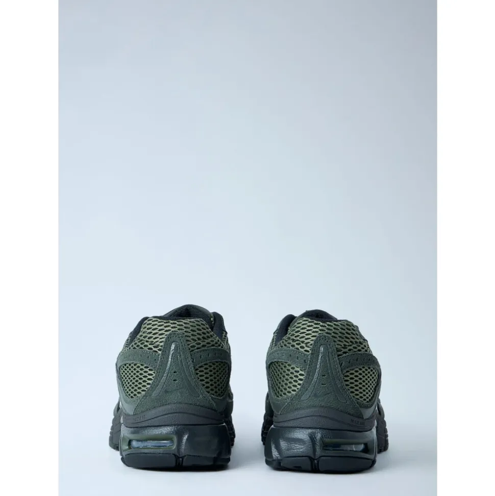 Air Max Moto 2K