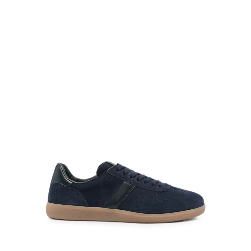 Archer Sneaker