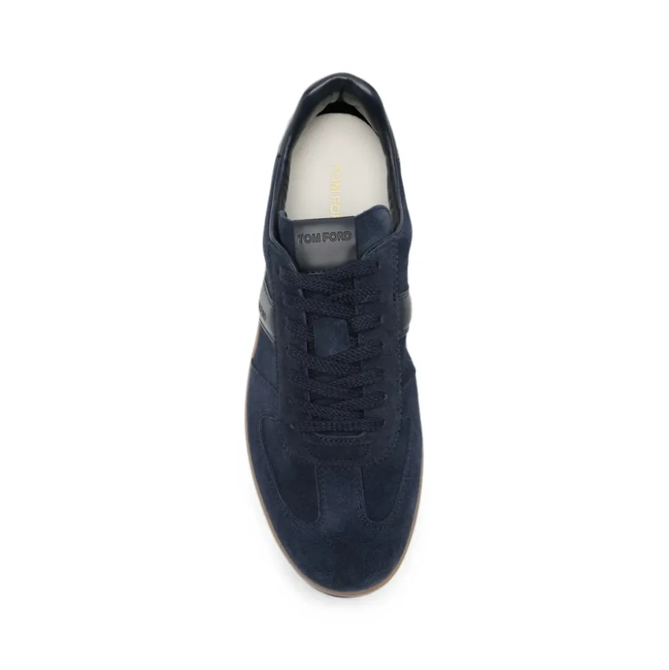 Archer Sneaker