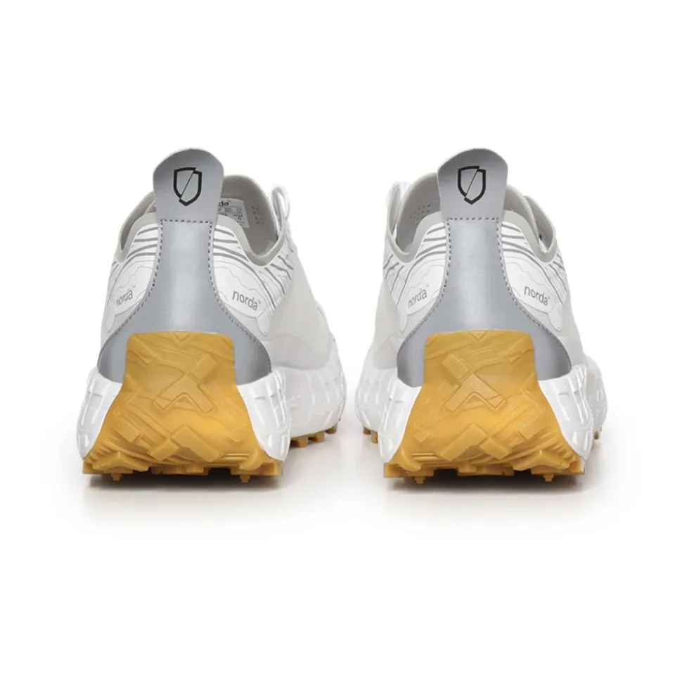 001A Trail Running Shoe