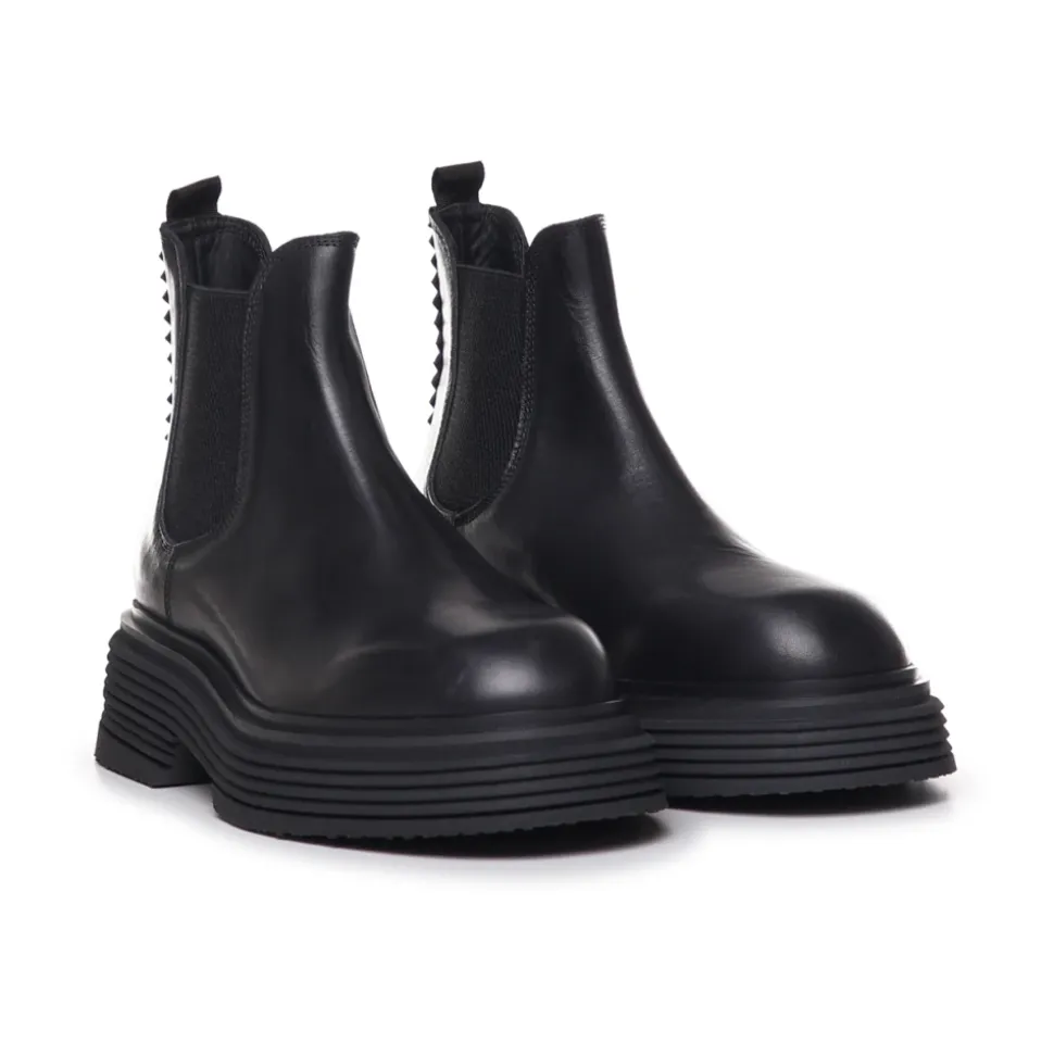 Black Boots with 98% Cotton