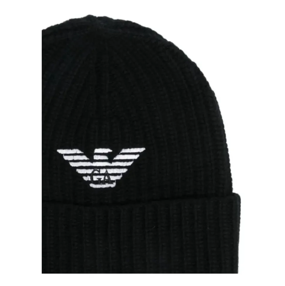 Black Hats & Beanies Stylish Collection