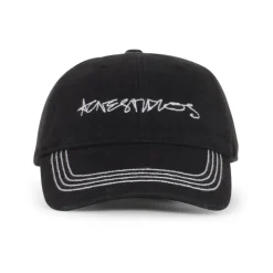 Black Hats for Stylish Look