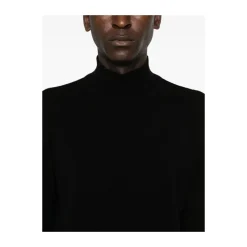 Black Knitted Crew Neck Sweater