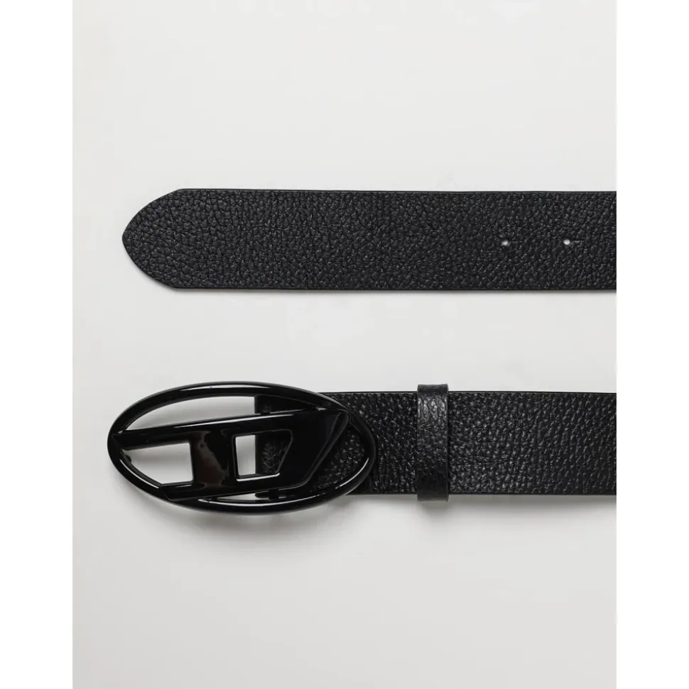 Black Oval Buckle Leather Belt