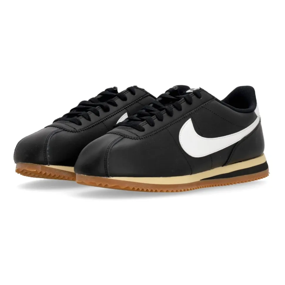 Black/White/Gum Low Cut Sneakers