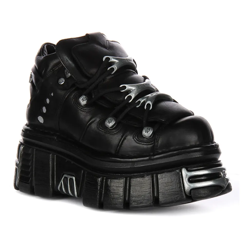 Bold Tower Platform Shoes in Black