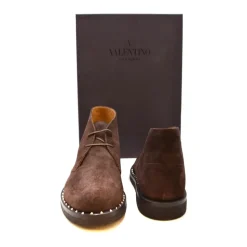 Boots with Laces