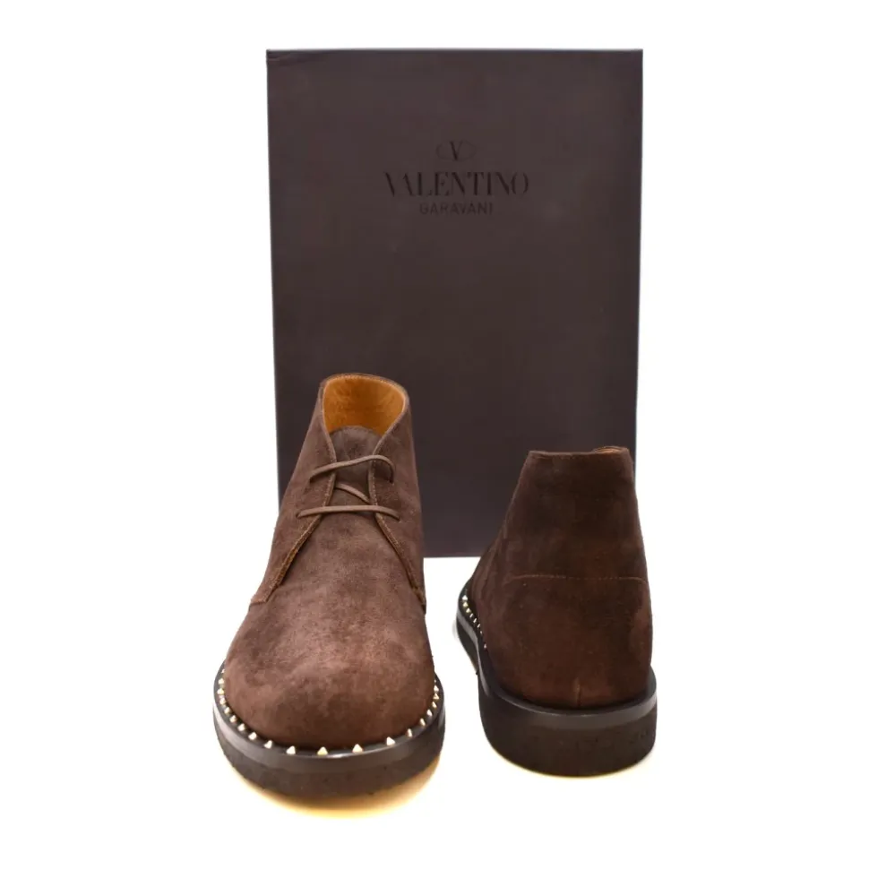 Boots with Laces