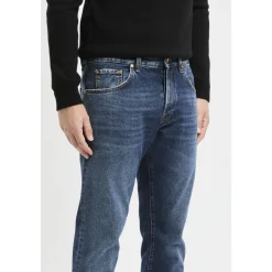 Breackbeat in denim vintage