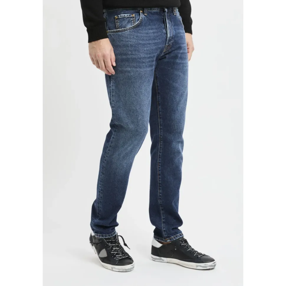 Breackbeat in denim vintage