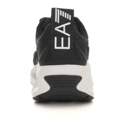 Canvas sneaker