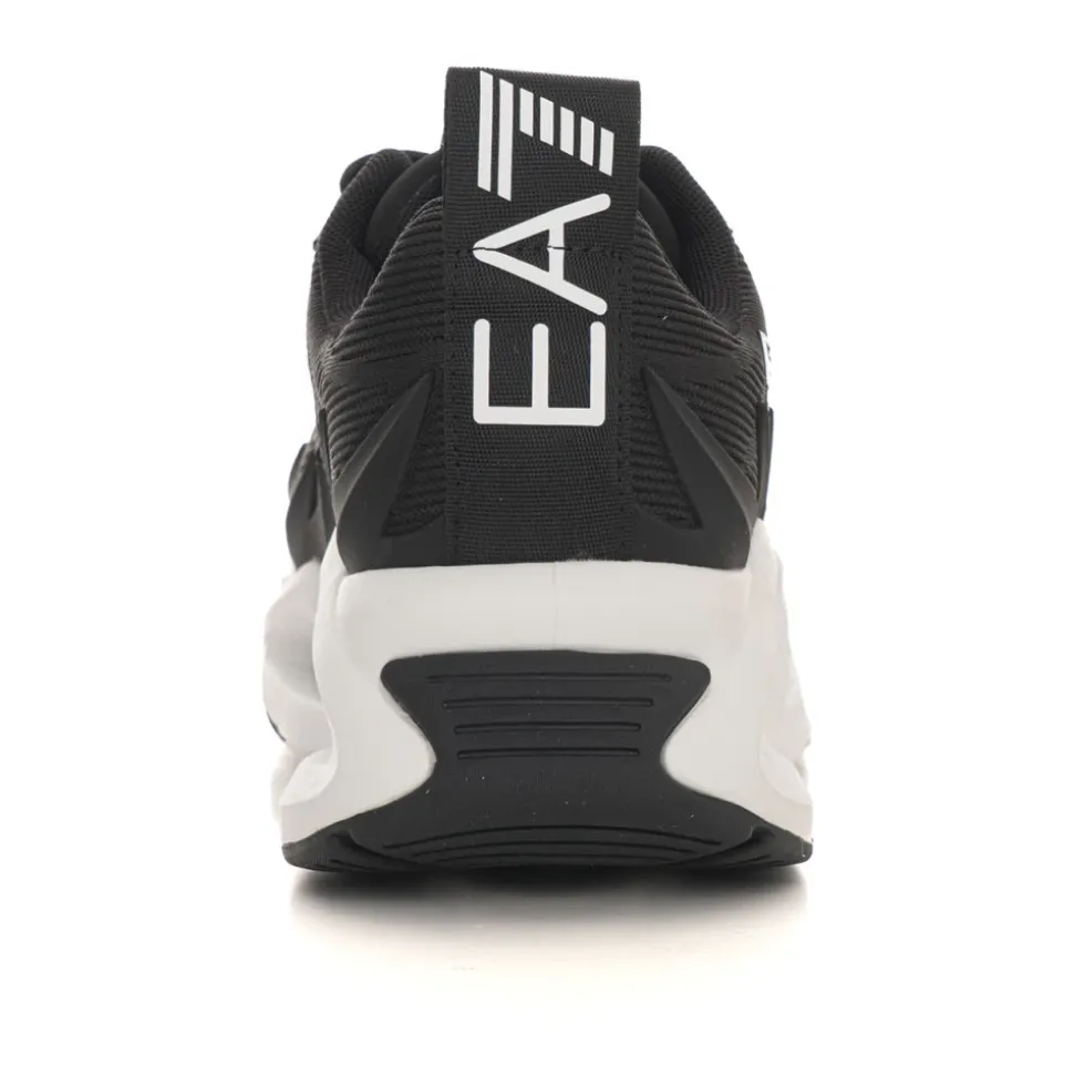 Canvas sneaker