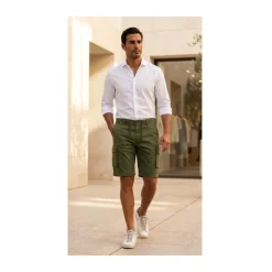 Carrot-Cut Cargo Bermudas