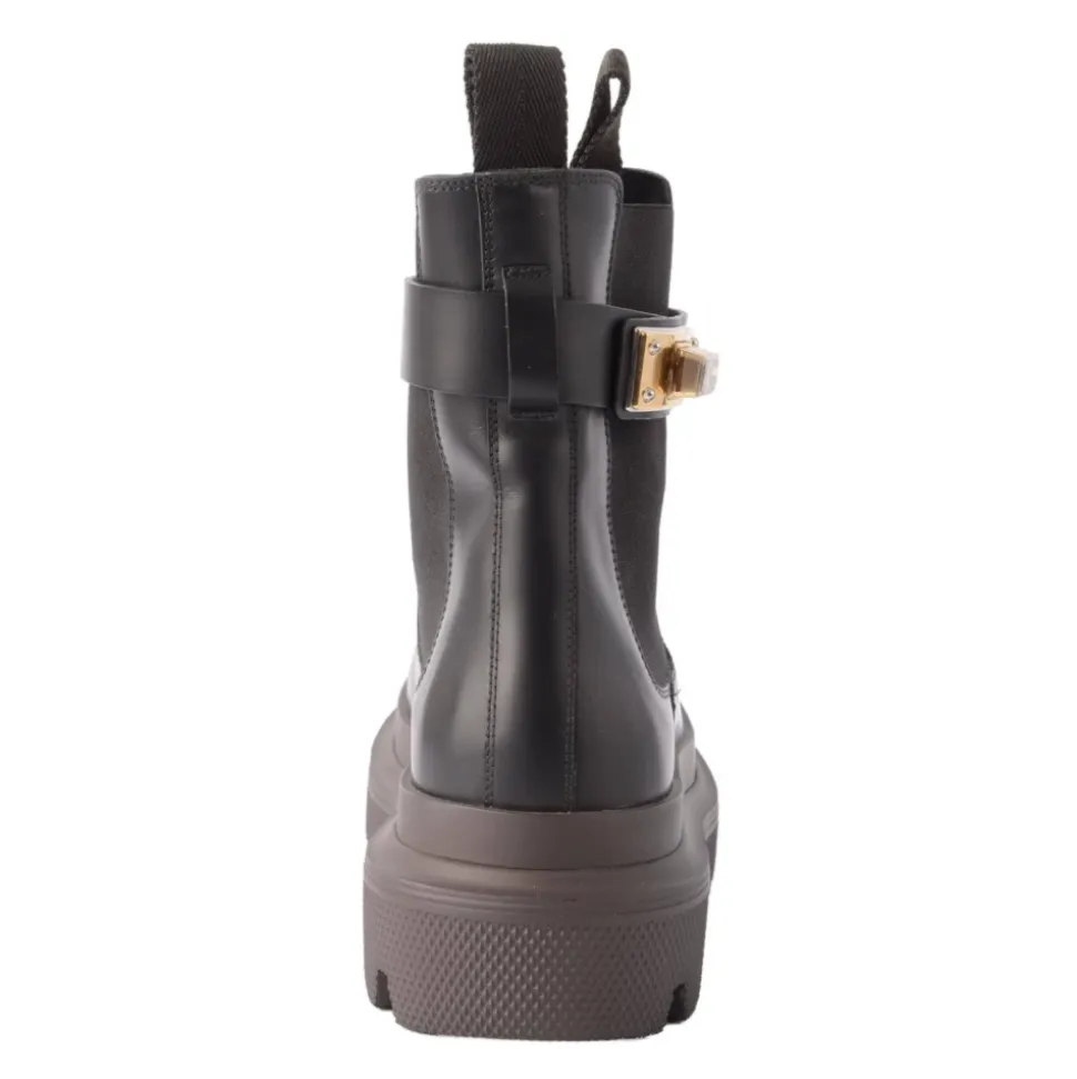 Chelsea Boots
