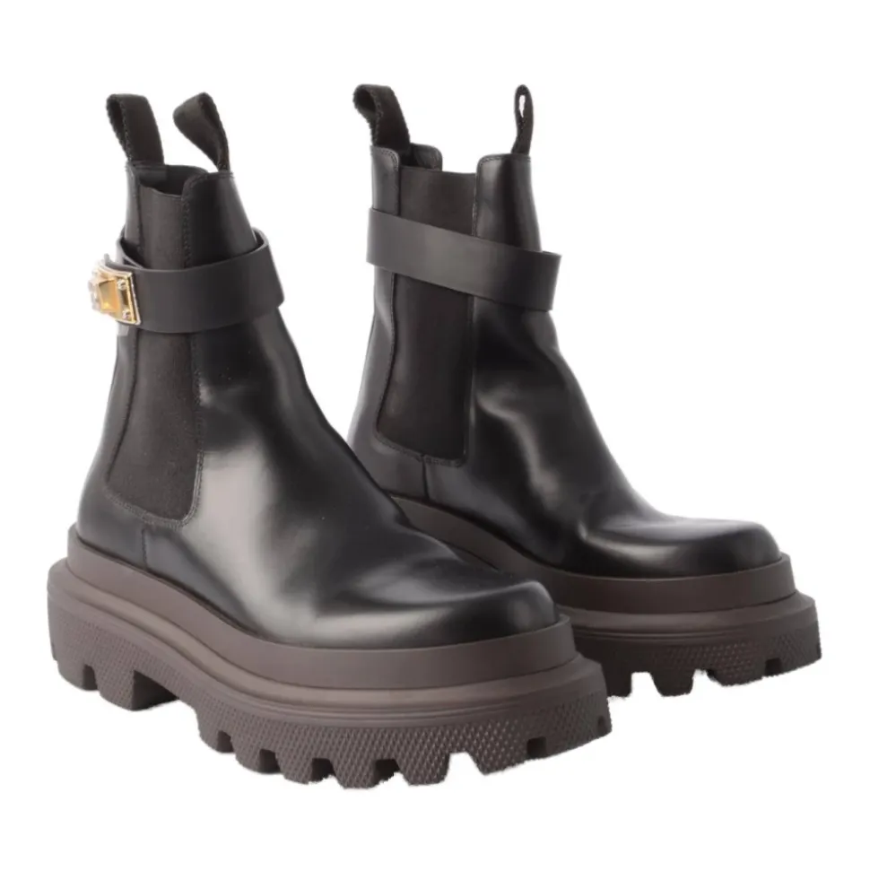 Chelsea Boots