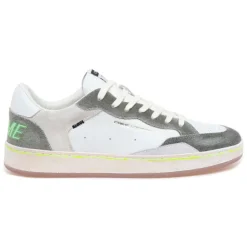 Chelsea Sneaker
