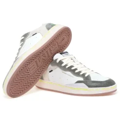 Chelsea Sneaker