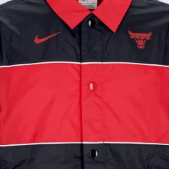 Chicago Bulls Lightweight Coach Jacket
