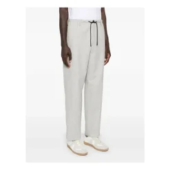 Chinos