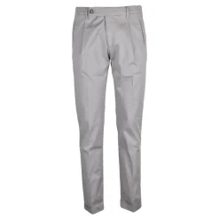 Chinos