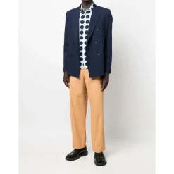 Chinos