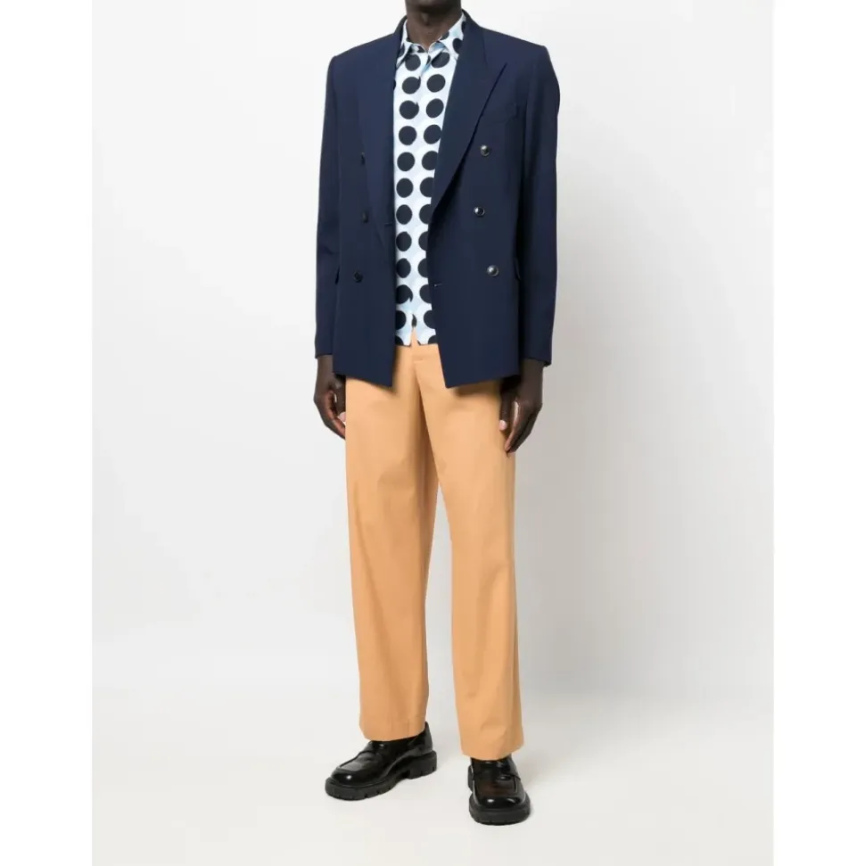 Chinos