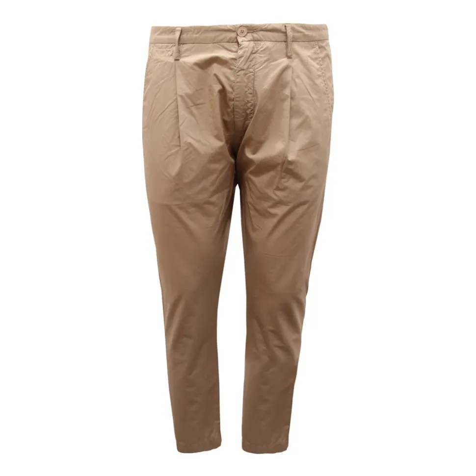 Chinos