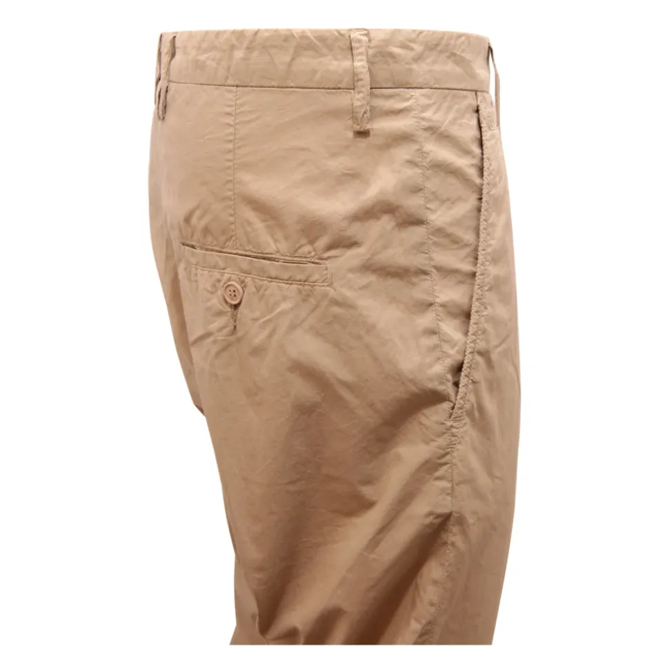 Chinos