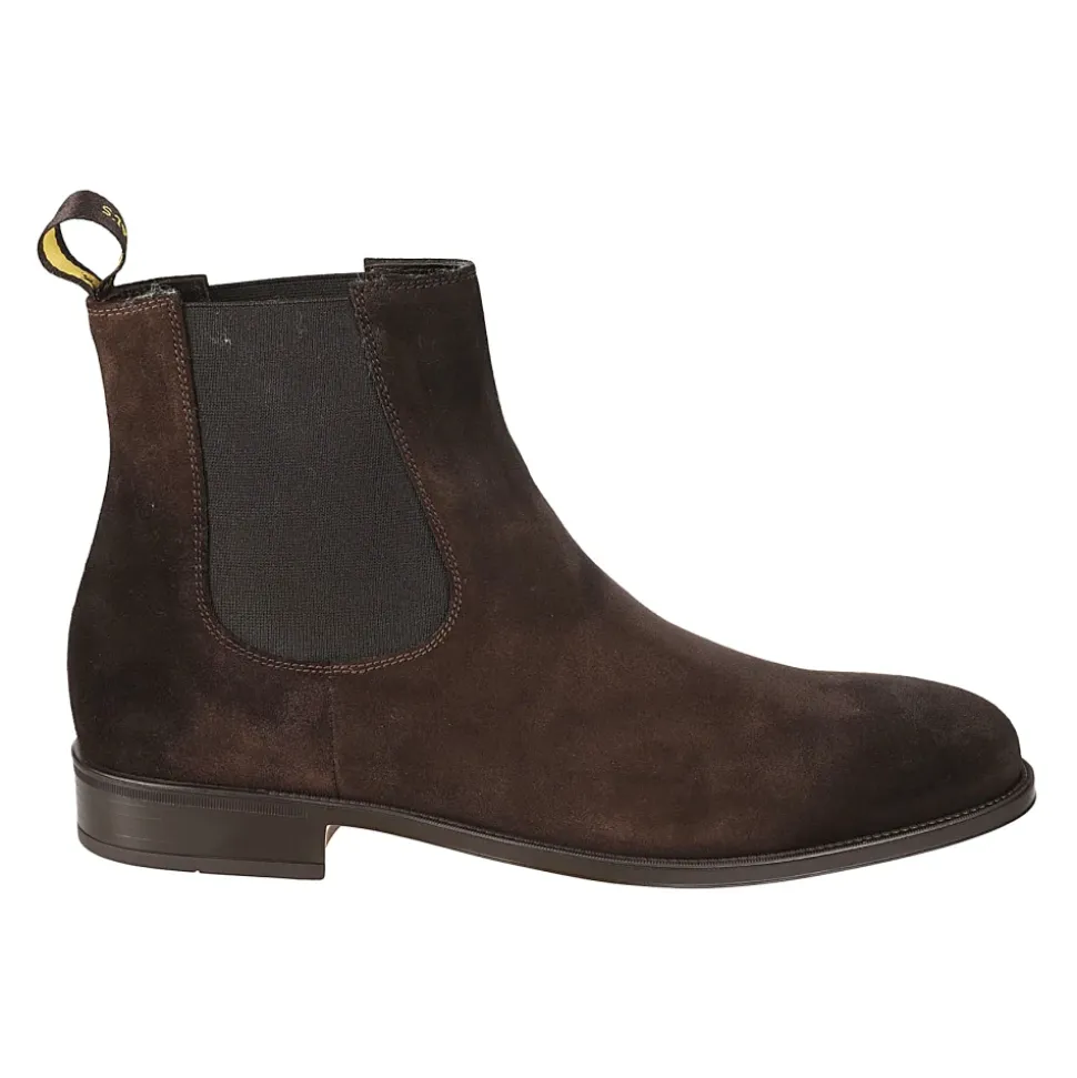 Classic Chelsea Boots