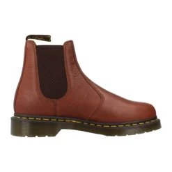 Classic Chelsea Boots for Everyday Wear