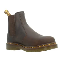 Classic Chelsea Boots for Everyday Wear