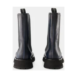 Classic Chelsea Boots in Smooth Calfskin