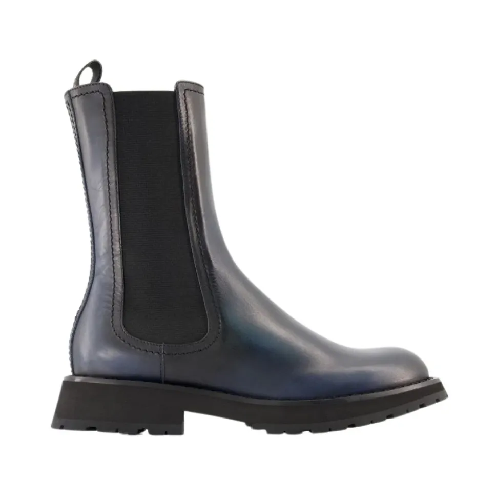 Classic Chelsea Boots in Smooth Calfskin