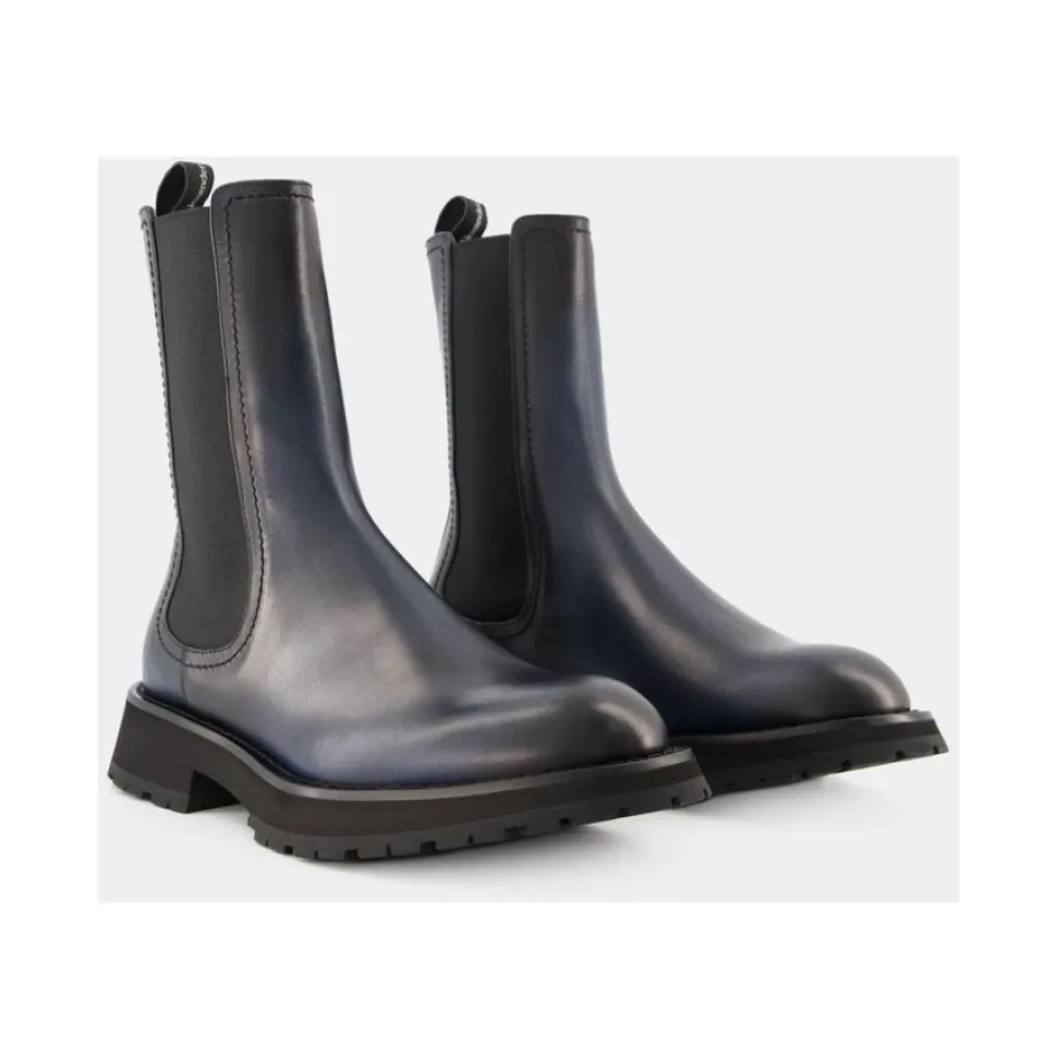 Classic Chelsea Boots in Smooth Calfskin