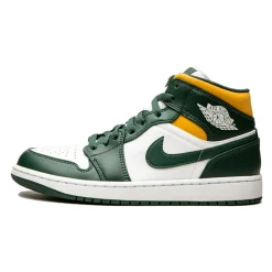 Classic Mid-Top Sneaker 2021