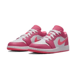 Colorful Desert Berry Low Sneakers