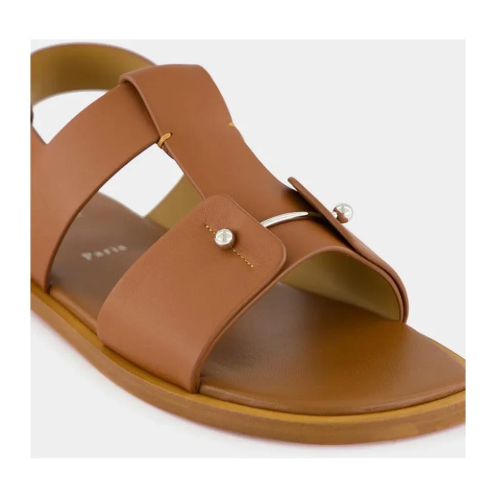 Cuoio Leather Sandals with Metal Detail