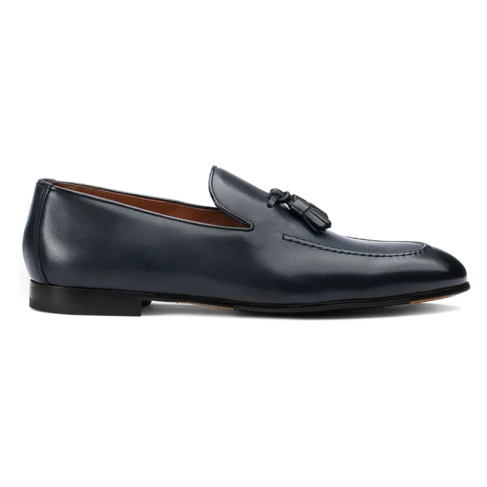 Doucal's Flat shoes