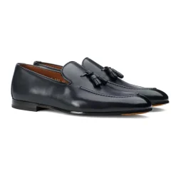 Doucal's Flat shoes