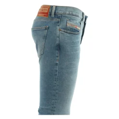 2019 D-Strukt Slim Jeans
