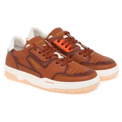 Earving Sneakers