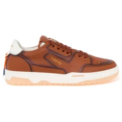 Earving Sneakers