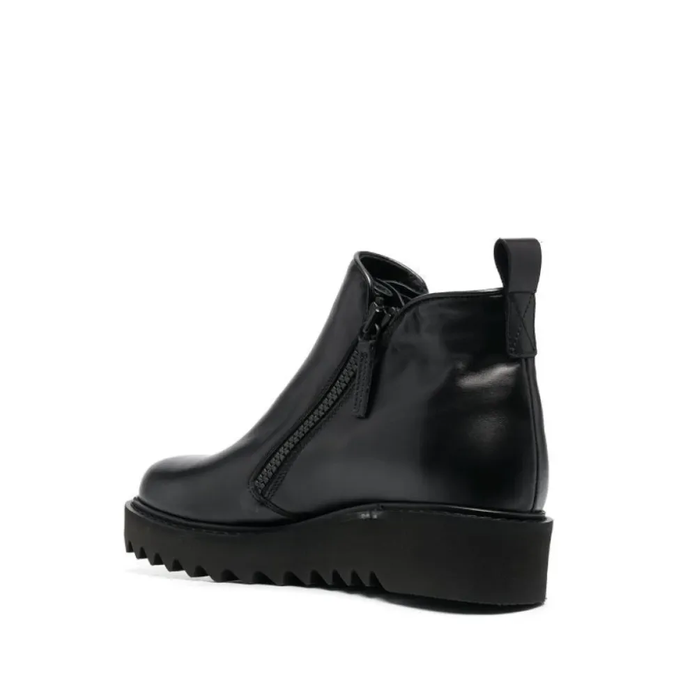 Elegant Black Ankle Boots with Fur