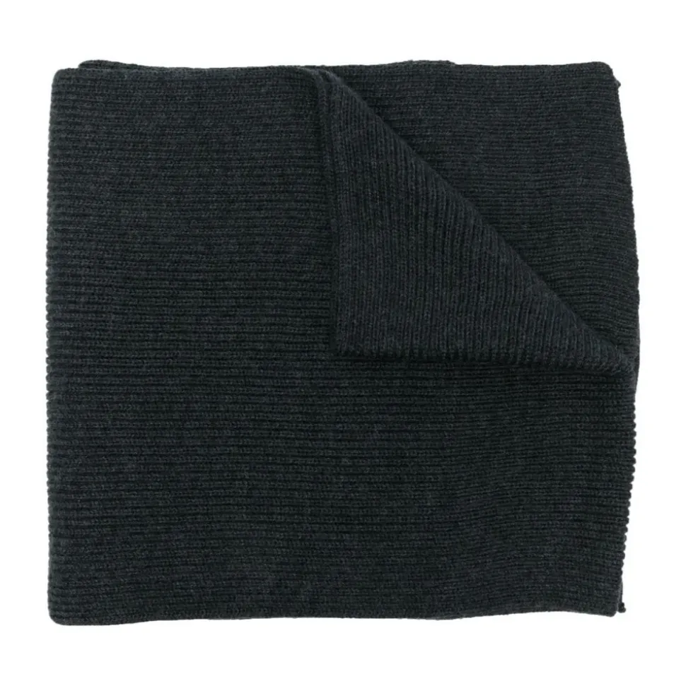 Fashion Scarves for Stylish Looks