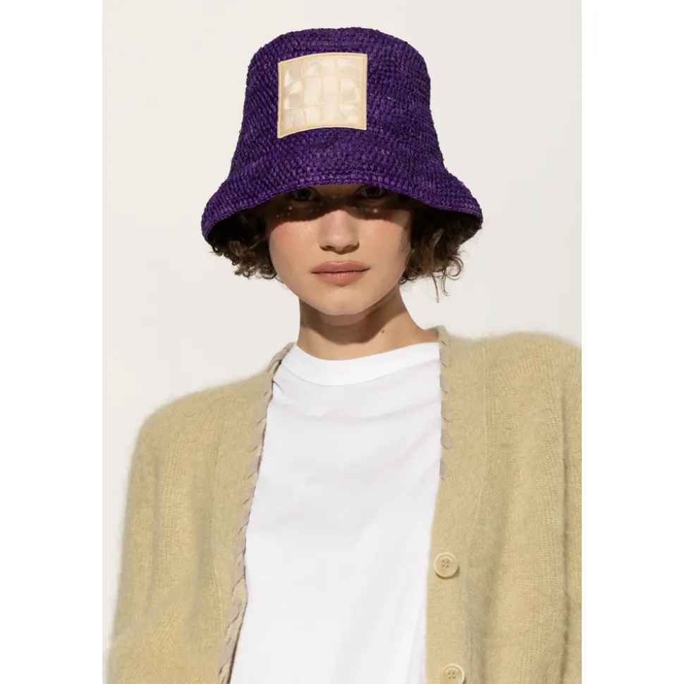 Ficiu Hat