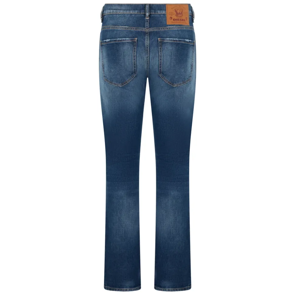 Flared Jeans