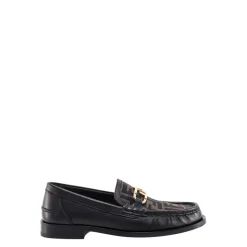 Flat shoes with metal detail