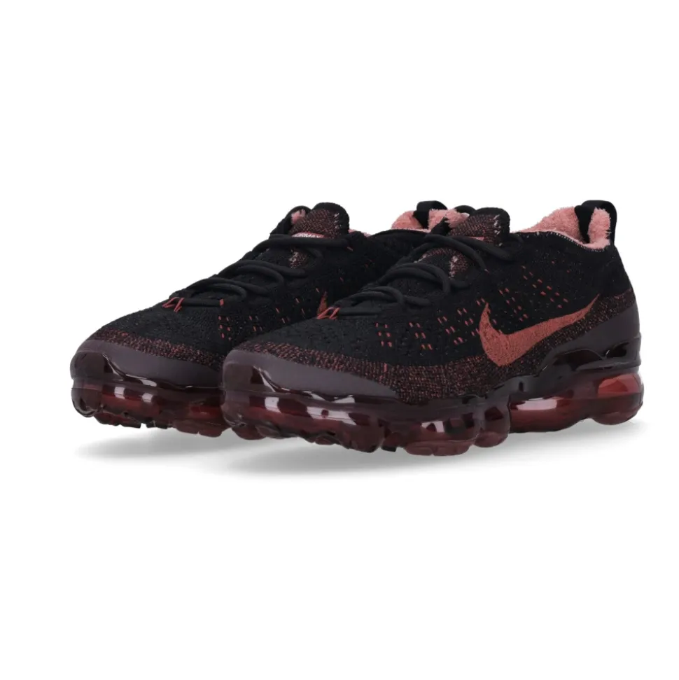 2023 Flyknit Black Low Sneaker