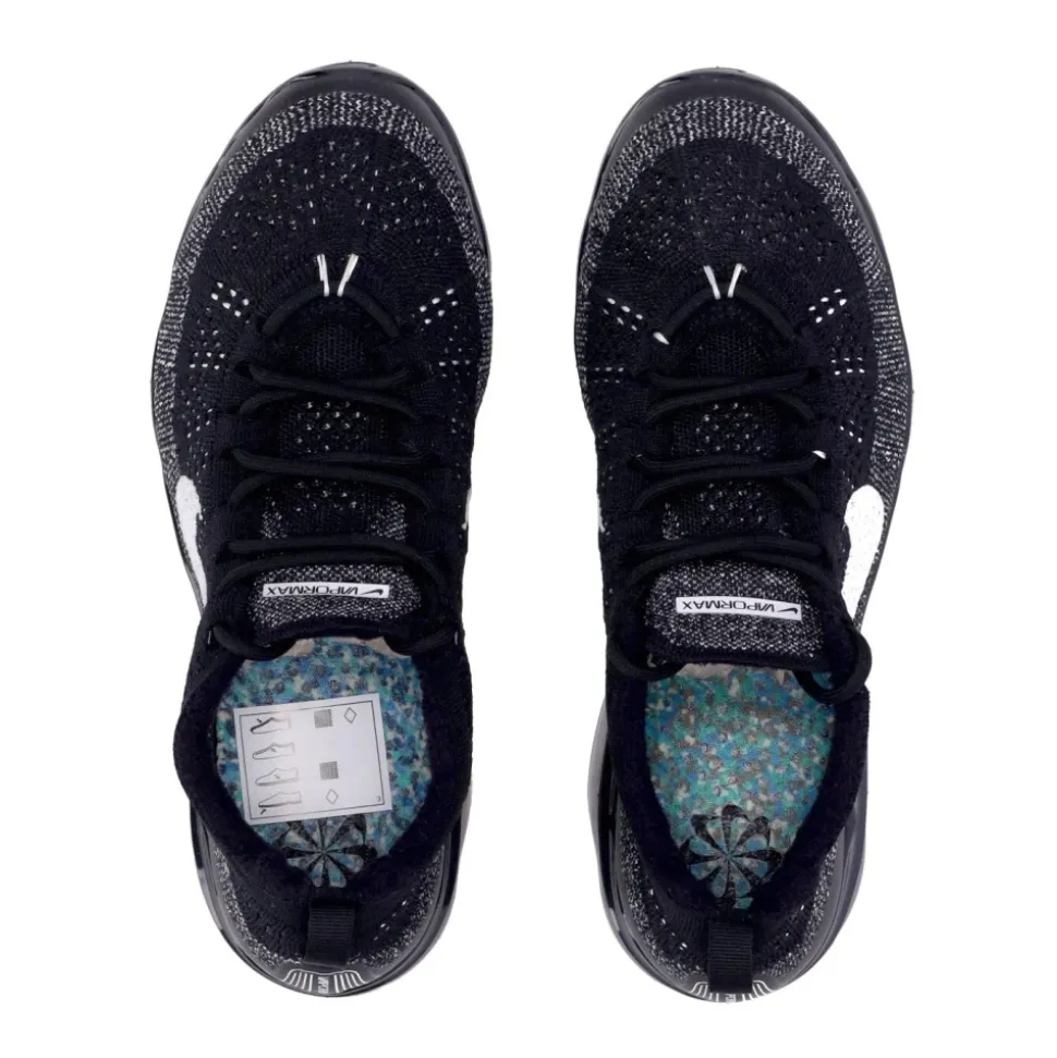 Flyknit Low Shoe